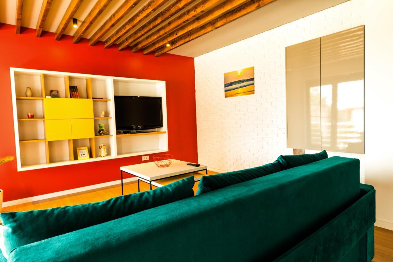 Aty Apartament Năvodari Eksteriør bilde